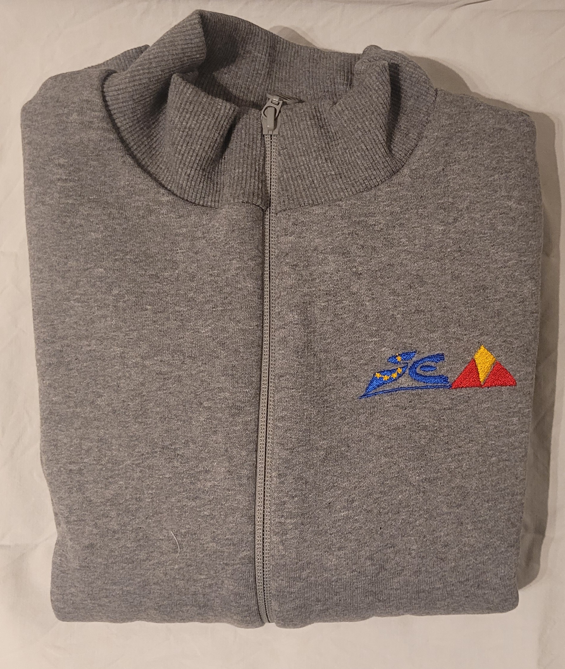 Sweatjacke Grau mit Logo “Pyramide”